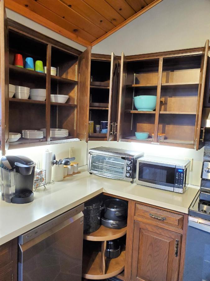 Walk To Pool & Beach - Spacious Gateway, Hot Tub, Game Room Pocono Country Place Exterior foto