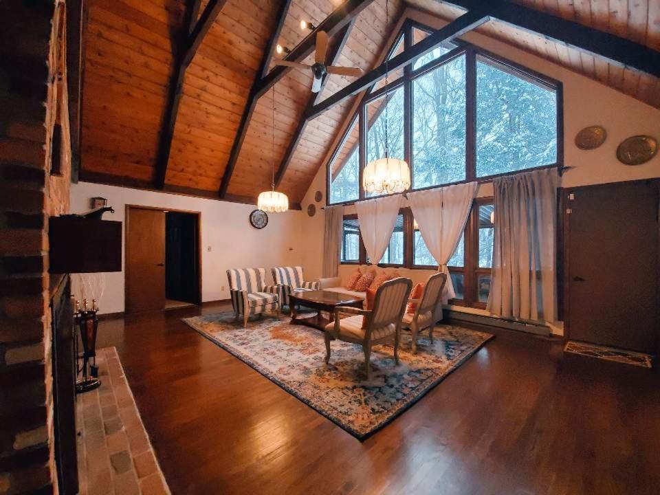 Walk To Pool & Beach - Spacious Gateway, Hot Tub, Game Room Pocono Country Place Exterior foto